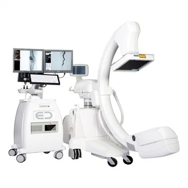 Mesin Angiografi Mudah Alih Dengan Triple Monitor